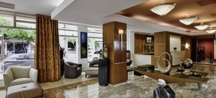 圣胡安米拉马尔万怡酒店(Courtyard San Juan Miramar)图片