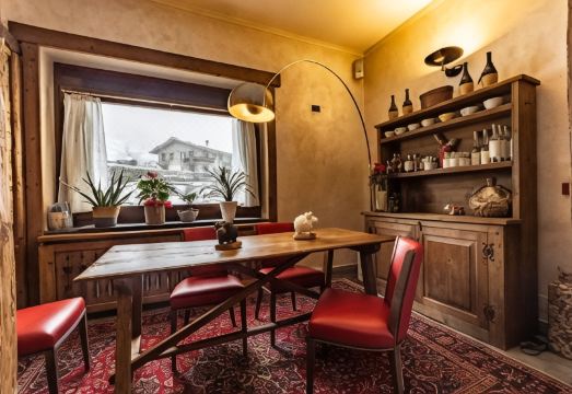 Le Charaban Hotel Overview