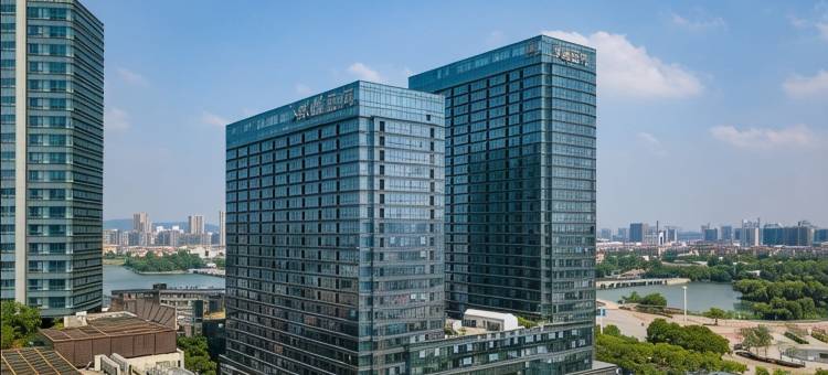 水晶蓝湾假日酒店公寓(百家湖金鹰店)图片