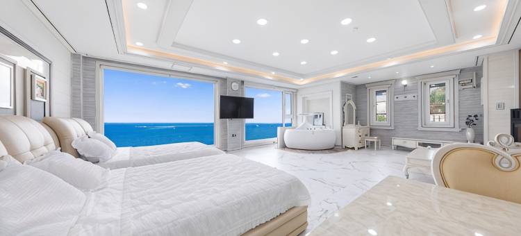 三陟白色浪漫高级旅馆(Samcheok White Romantic Pension)图片