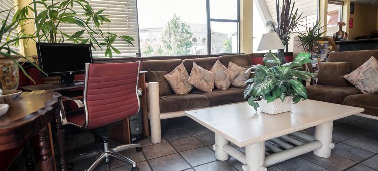 温德姆速8酒店-阿尔伯克基市中心(Super 8 by Wyndham Albuquerque Downtown)图片
