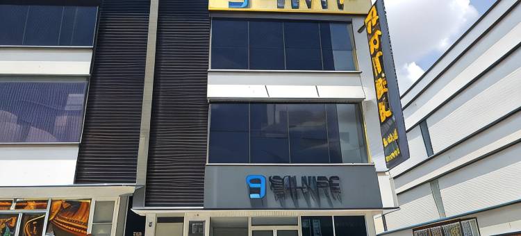 9方酒店-斯里肯邦安(9 Square Hotel - Seri Kembangan)图片