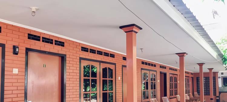 米特拉奥卡家庭旅馆 RedDoorz(OKA Homestay Mitra RedDoorz)图片