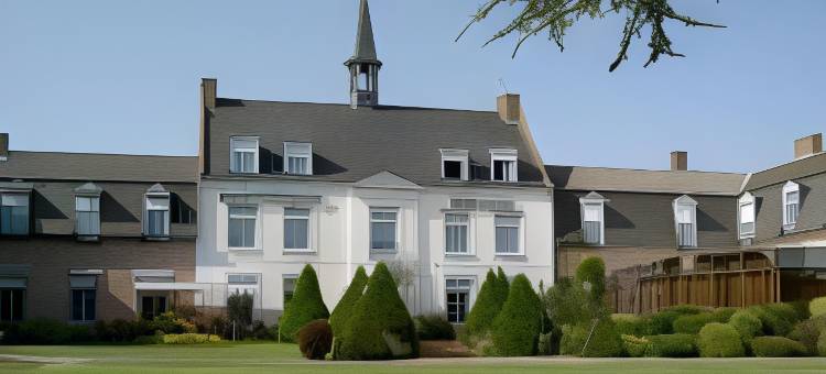 讷刘易斯旅馆(Logis - Hostellerie Saint-Louis & Restaurant Pauze)图片