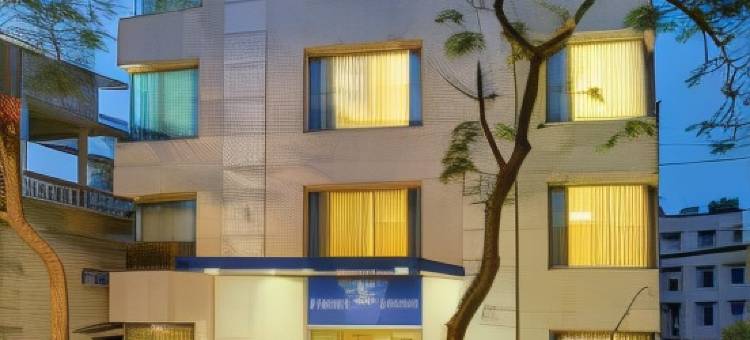 德里萨诺瓦波迪克纳莱纳酒店(Sarovar Portico Naraina Delhi)图片