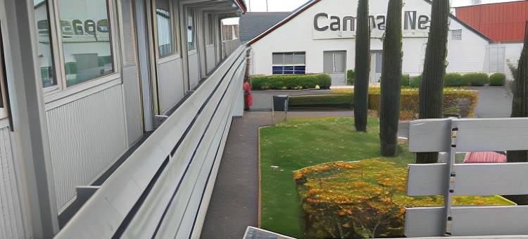 克莱蒙费朗南部伊苏瓦尔康铂酒店(Campanile Clermont Ferrand Sud - Issoire)图片