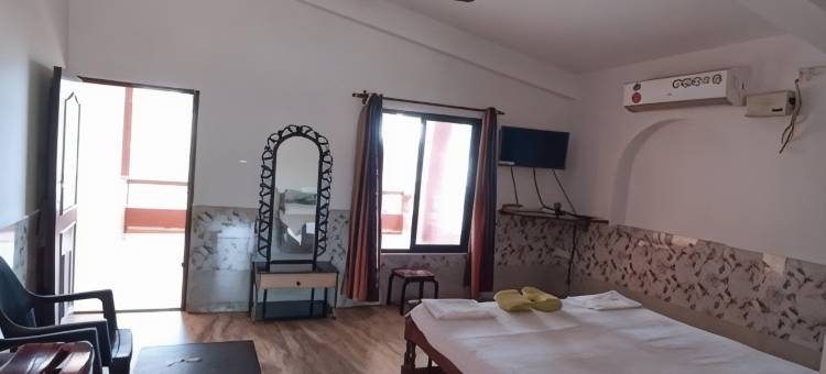 莱昂海德奥特旅馆(Leon Hide Out Guest House)图片