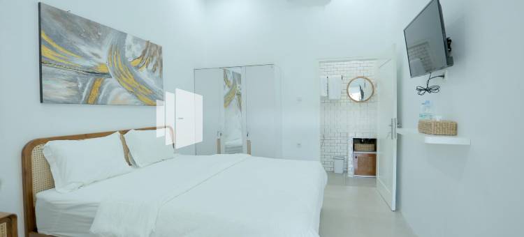 Pringgading Surf Camp Mitra RedDoorz图片