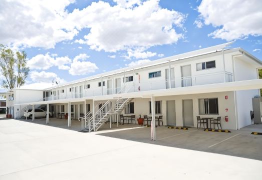 Roma Central MotelHotel Overview