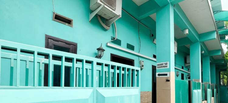 RedDoorz Near Sunrise Mall Mojokerto图片