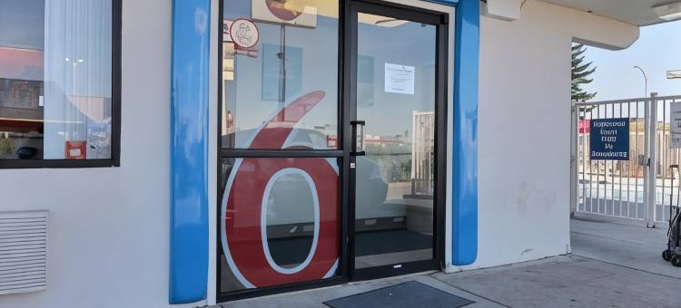 俾斯麦6号汽车旅馆(Motel 6 Bismarck, ND)图片