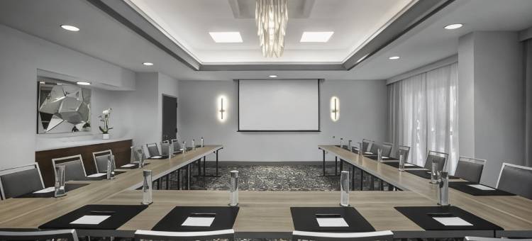 迈阿密安凡图拉购物中心万怡酒店(Courtyard Miami Aventura Mall)图片