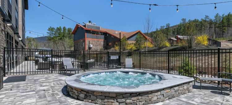 北康威万枫套房酒店(Fairfield Inn & Suites North Conway)图片