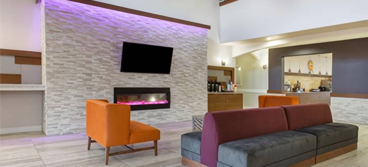 阿尔文拉昆塔温德姆套房酒店(La Quinta Inn & Suites by Wyndham Alvin)图片