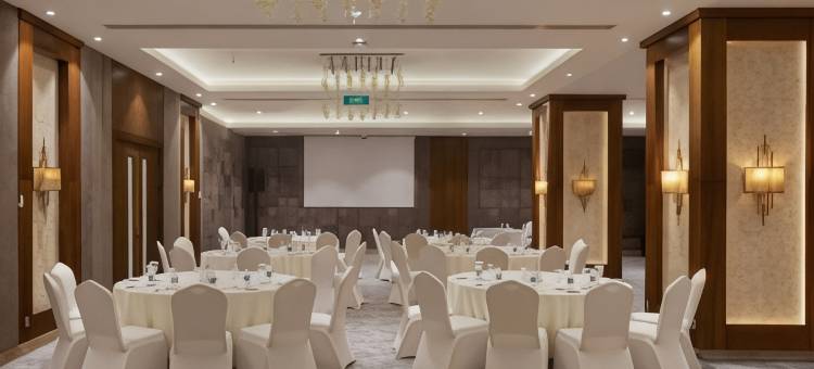 埃尔比勒古兰街温德姆华美达酒店(Ramada by Wyndham Erbil Gulan Street)图片