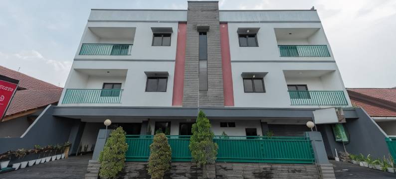 红门精选@Buah Batu(RedDoorz Plus at Buah Batu)图片