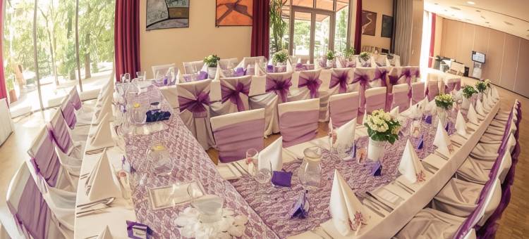 赫卢博卡河畔公园酒店(LH Parkhotel Hluboka Nad Vltavou Congress & Wellness)图片