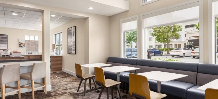 棕榈谷兰开斯特居家酒店(Residence Inn Palmdale Lancaster)图片