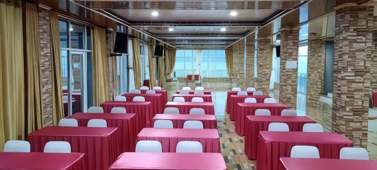 Senior Bakara Hotel图片