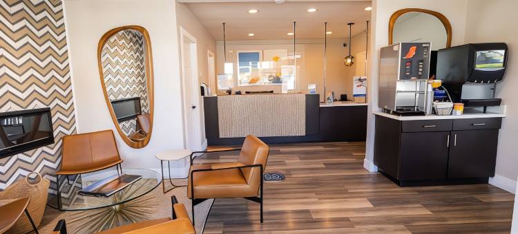 蒙特利市区戴斯酒店(Days Inn by Wyndham Monterey Downtown)图片