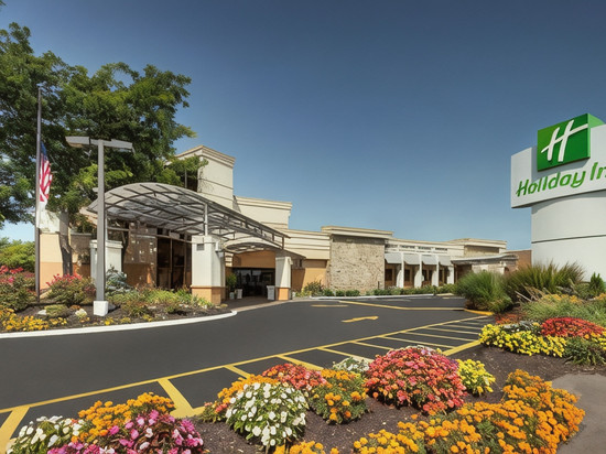 Holiday Inn 韦斯特伯里长岛