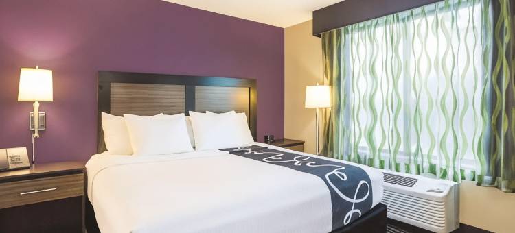 克利尔沃特南拉昆塔温德姆套房酒店(La Quinta Inn & Suites by Wyndham Clearwater South)图片