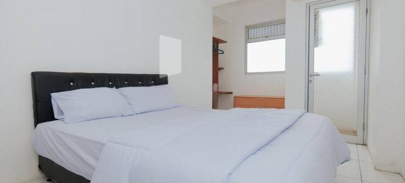 RedLiving Apartemen Gunung Putri Square - Top Room图片