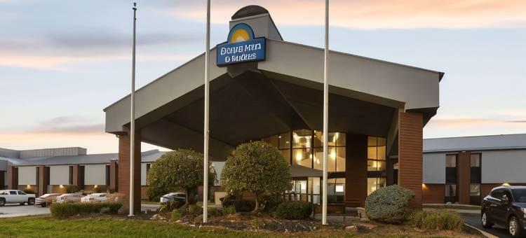 西北印第安纳波利斯戴斯套房酒店(Days Inn & Suites by Wyndham Northwest Indianapolis)图片