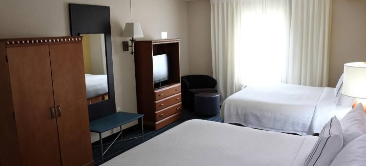 堪萨斯自由城万枫套房酒店(Fairfield Inn & Suites Kansas City Liberty)图片
