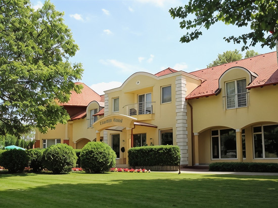 康体及会议花园酒店