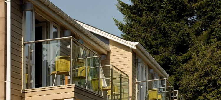 克莱格霍尔小屋及庭院酒店(Craigmhor Lodge & Courtyard)图片