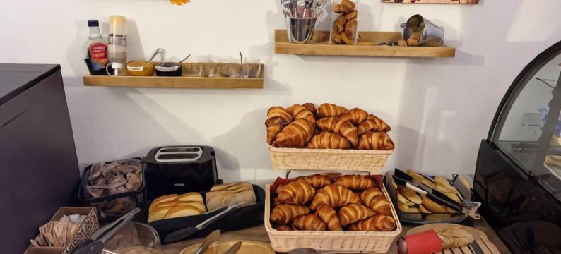 Enzo Hotels 卢代阿克由Kyriad Direct提供(Enzo Hotels Loudeac by Kyriad Direct)图片