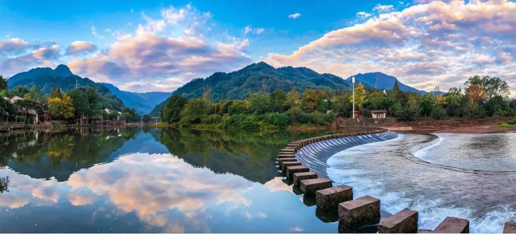 洪雅河东山居农家乐图片