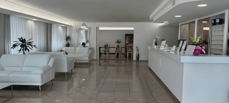 皇家广场酒店(Hotel Royal Plaza)图片