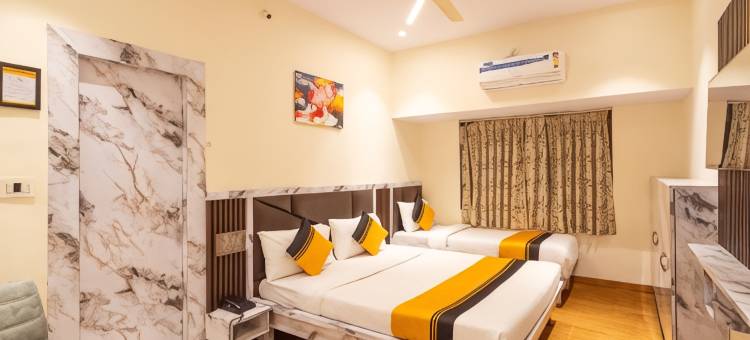 Itsy Maitreya距斯里赛巴巴神庙170米酒店(Itsy Hotel Maitreya 170 Meters from Shri Saibaba Temple)图片