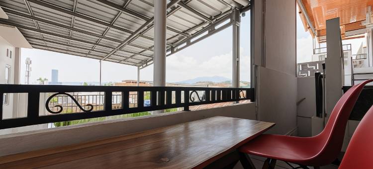Urbanview Hotel Syariah House of Tuwuh图片