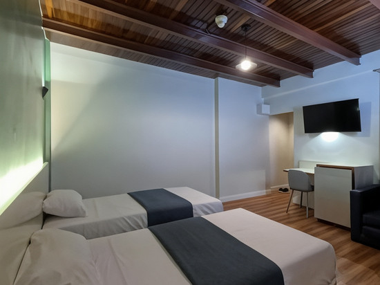 埃尔阿罗约酒店