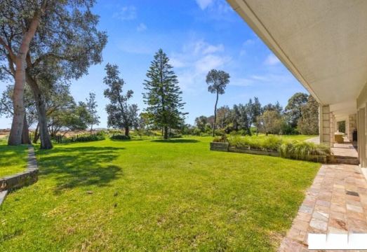 Cognac Beachfront Silverleaves CowesBeachfront propertyHotel Overview