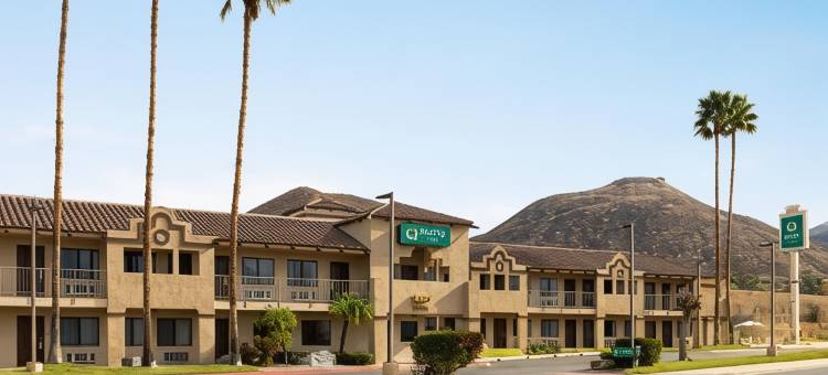 凯艺酒店-莱克埃尔西诺15号州际公路(Quality Inn Lake Elsinore I-15)图片