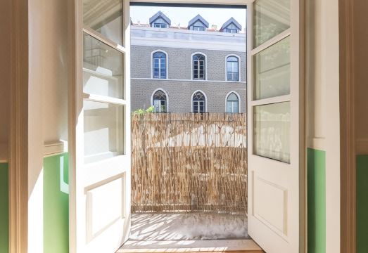 Castelo Premium by Homing Hotel Overview