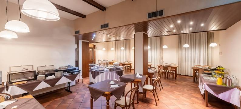 老卡斯特罗酒店(Hotel Vecchio Casello)图片