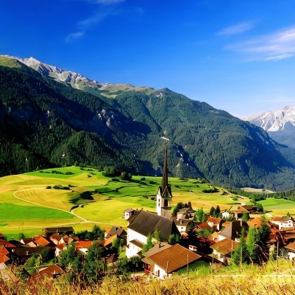 德国+瑞士+奥地利10日8晚拼小团