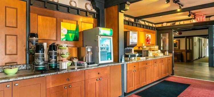 摇摆狗品质酒店(Quality Inn Waddling Dog)图片