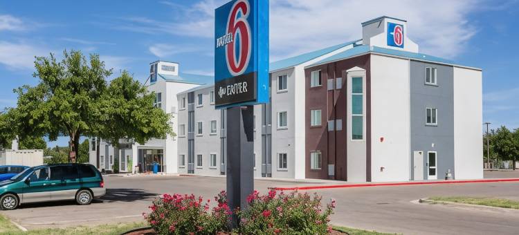 罗斯威尔6号汽车旅馆(Motel 6 Roswell, NM)图片