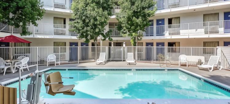 森尼韦尔北6号汽车旅馆(Motel 6 Sunnyvale, CA - North)图片