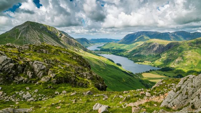<3天>【古典英倫 慢享之旅】·湖區國家公園+自費夏季復古蒸汽火車與遊船雙體驗+鮑內斯小鎮+逃婚小鎮+溫莎城堡+愛丁堡城堡+牛津大學