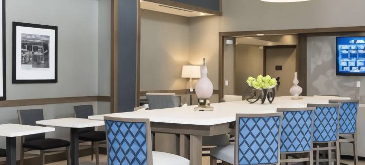 密歇根市欢朋酒店(Hampton Inn & Suites Michigan City)图片