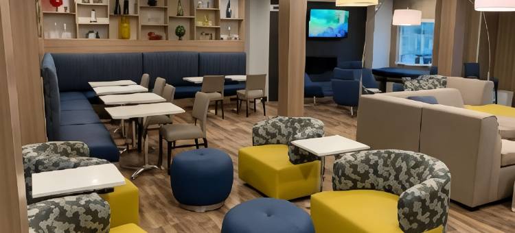 Microtel Inn & Suites by Wyndham Woodland Park图片
