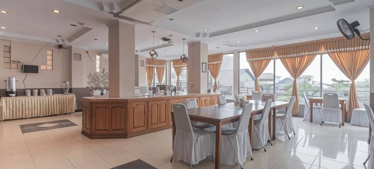 红多兹伊斯兰酒店@打拉根陶菲克格兰德(RedDoorz Syariah at Grand Taufiq Tarakan)图片