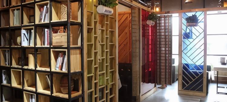 富宁本位酒店图片